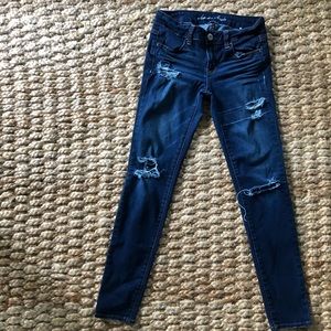 American Eagle distressed skinny jean